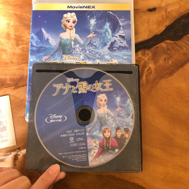 アナと雪の女王(アナトユキノジョオウ)のアナ雪 ブルーレイ  エンタメ/ホビーのDVD/ブルーレイ(キッズ/ファミリー)の商品写真