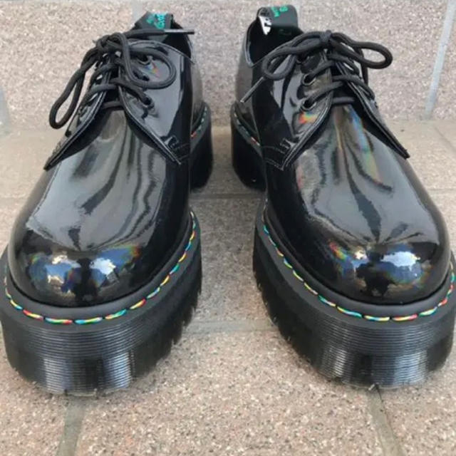 Dr.Martens(ドクターマーチン)の新品未使用　UK4 23.0 ドクターマーチン ローファー　レインボー レディースの靴/シューズ(ローファー/革靴)の商品写真