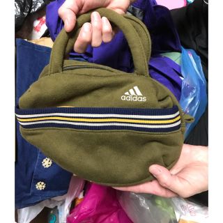 アディダス(adidas)のアディダス ミニバッグ(ハンドバッグ)