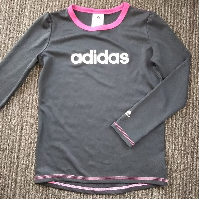 adidas(アディダス)のadidas girls 長袖Tシャツ 150 スポーツ キッズ/ベビー/マタニティのキッズ服女の子用(90cm~)(Tシャツ/カットソー)の商品写真