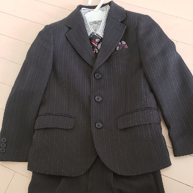 入園式・入学式･七五三スーツ120cm キッズ/ベビー/マタニティのキッズ服男の子用(90cm~)(ドレス/フォーマル)の商品写真