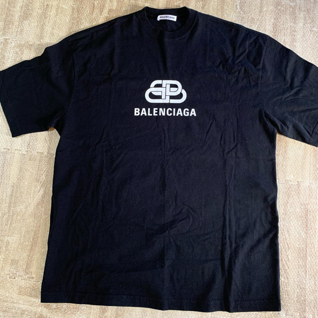 BALENCIAGA tシャツ　XSサイズトップス