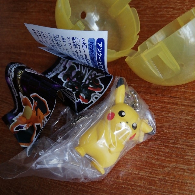 ポケモン ポケモン ピカチュウ キーホルダー ガチャガチャの通販 By タニッコ S Shop ポケモンならラクマ