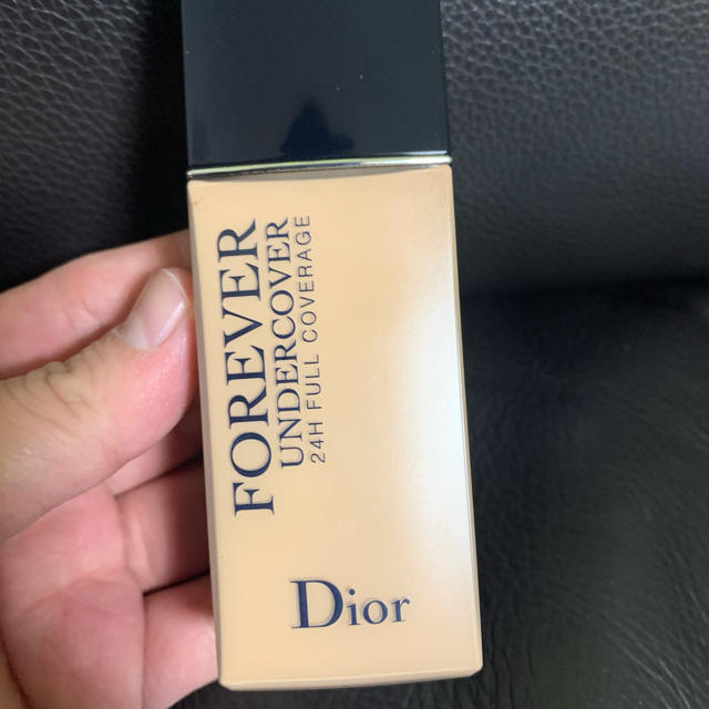 Dior(ディオール)のディオール　ファンデーション　020 コスメ/美容のベースメイク/化粧品(ファンデーション)の商品写真