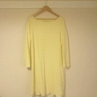 ドットアンドストライプスチャイルドウーマン(Dot&Stripes CHILDWOMAN)のイエロースカラップワンピース(ひざ丈ワンピース)