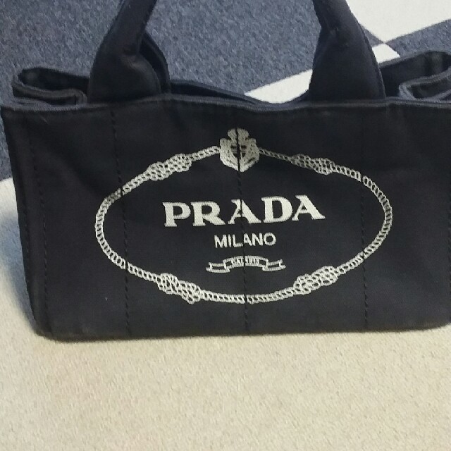 PRADAカナパ