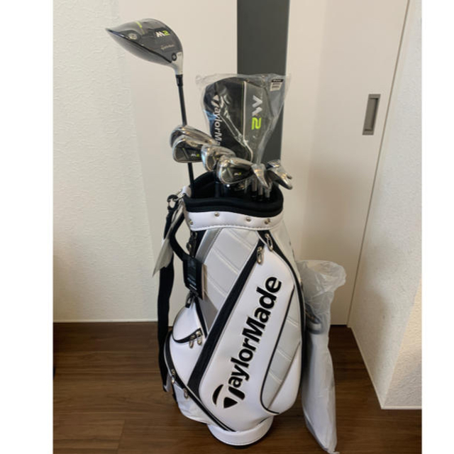 TaylorMade(テーラーメイド)の新品　テーラーメイド M2/ドライバー＆アイアン セット スポーツ/アウトドアのゴルフ(クラブ)の商品写真