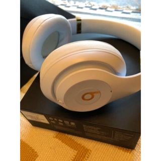 ビーツバイドクタードレ(Beats by Dr Dre)のBeatsStudio3wireless ホワイトゴールド(ヘッドフォン/イヤフォン)