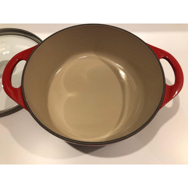 LE CREUSET(ルクルーゼ)のル クルーゼ　ココット　ロンド ファースト　20cm インテリア/住まい/日用品のキッチン/食器(鍋/フライパン)の商品写真