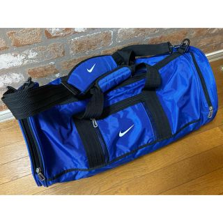 ナイキ(NIKE)のNIKE ドラムバッグ　ボストンバッグ(ドラムバッグ)