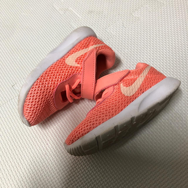 NIKE(ナイキ)のNIKE スニーカー 13㎝ キッズ/ベビー/マタニティのベビー靴/シューズ(~14cm)(スニーカー)の商品写真