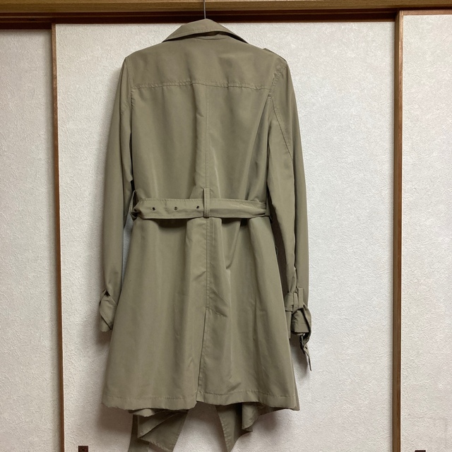 RyuRyu(リュリュ)の薄い コート レディースのジャケット/アウター(トレンチコート)の商品写真