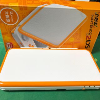 ニンテンドー2DS(ニンテンドー2DS)のNintendo ゲーム機本体 NEW ニンテンドー 2DS LL ホワイト/オ(携帯用ゲーム機本体)