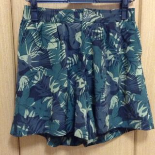 ユナイテッドアローズ(UNITED ARROWS)の迷彩アロハショートパンツ(ショートパンツ)