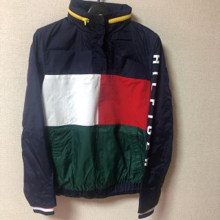 トミーヒルフィガー(TOMMY HILFIGER)のトミーナイロントップス(ナイロンジャケット)