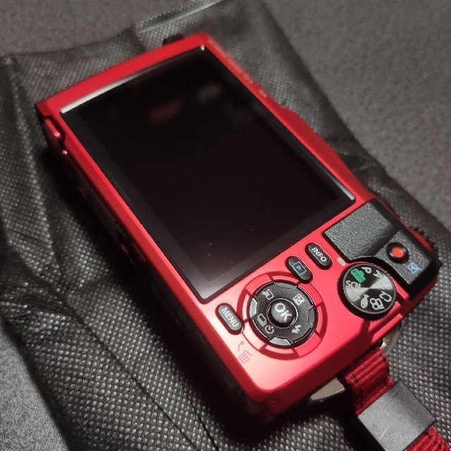 OLYMPUS(オリンパス)のOLYMPUS Tough TG-5 スマホ/家電/カメラのカメラ(コンパクトデジタルカメラ)の商品写真