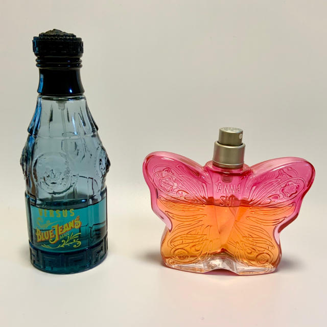 ANNA SUI(アナスイ)のアナスイ香水　スイラヴ50ml ヴェルサーチ　ブルージーンズ75ml コスメ/美容の香水(香水(女性用))の商品写真