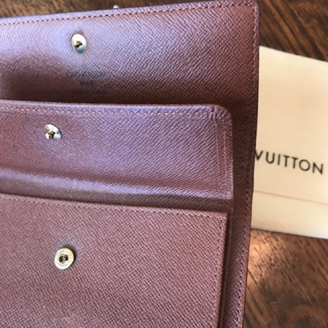 お値下げしました！】LOUIS VUITTON ルイヴィトン 二つ折り財布