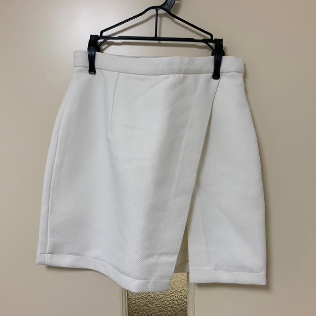 rienda(リエンダ)のrienda ミニスカート ホワイト レディースのスカート(ミニスカート)の商品写真