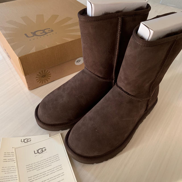 UGG クラシックショート ムートンブーツレディース