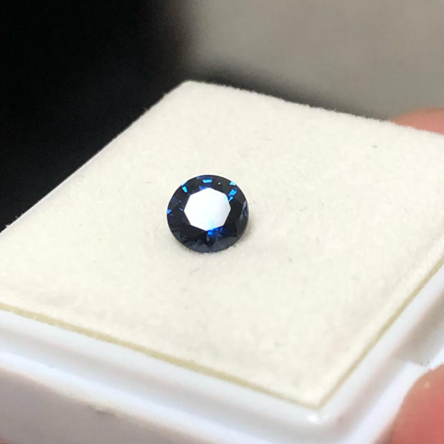 天然サファイア ルース 0.57ct 鑑別書有 高い品質 conexiontalento.com