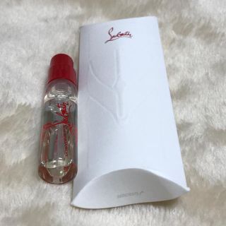 クリスチャンルブタン(Christian Louboutin)の【新品】クリスチャン ルブタン 香水2.5ml トルネードブロンド パルファン (香水(女性用))