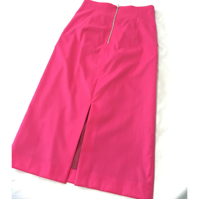 TOMORROWLAND(トゥモローランド)のDES PRES デプレ スカート レディースのスカート(ひざ丈スカート)の商品写真