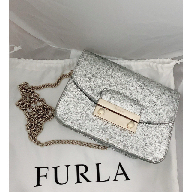 Furla(フルラ)のフルラ メトロポリス クロスボディ ミニ ショルダー グリッター　 レディースのバッグ(ショルダーバッグ)の商品写真