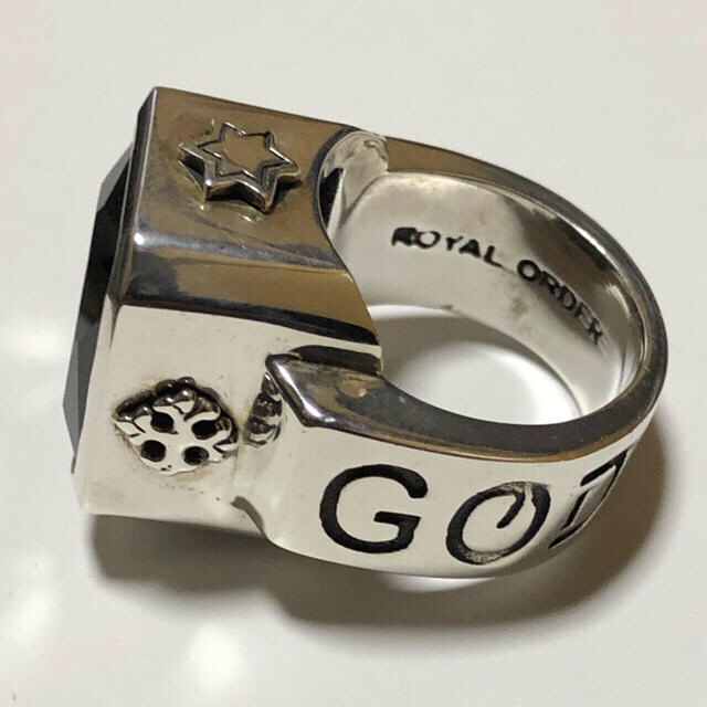 ROYALORDER(ロイヤルオーダー)のロイヤルオーダー　GODリング メンズのアクセサリー(リング(指輪))の商品写真