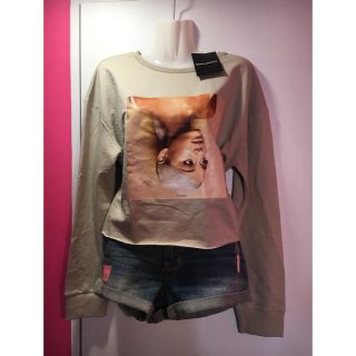 プライマーク(PRIMARK)のロンティー  Ariana grande Sweetener(Tシャツ(長袖/七分))