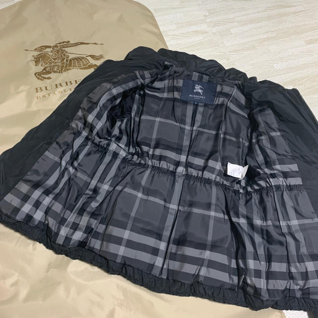 BURBERRY(バーバリー)の【美品】バーバリー  ダウン　ジャケット レディースのジャケット/アウター(ダウンジャケット)の商品写真