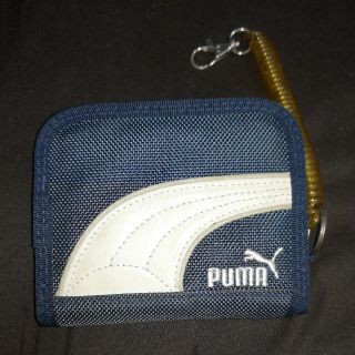 プーマ(PUMA)の折りたたみ財布(折り財布)