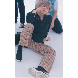 バーバリー(BURBERRY)のburberry パンツ(カジュアルパンツ)