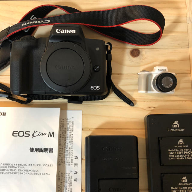 Canon(キヤノン)のCanon EOS Kiss M ボディ スマホ/家電/カメラのカメラ(ミラーレス一眼)の商品写真