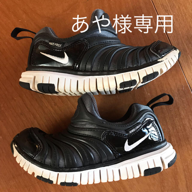 NIKE(ナイキ)のNIKE ダイナモ 17cm キッズ/ベビー/マタニティのキッズ靴/シューズ(15cm~)(スリッポン)の商品写真