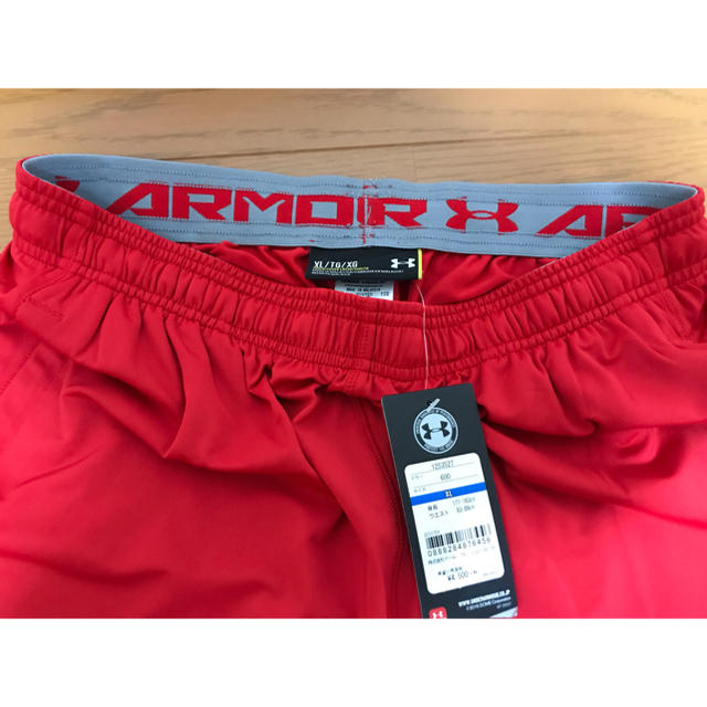 UNDER ARMOUR(アンダーアーマー)のアンダーアーマー トレーニングショートパンツ  XL 新品未使用  メンズのパンツ(その他)の商品写真