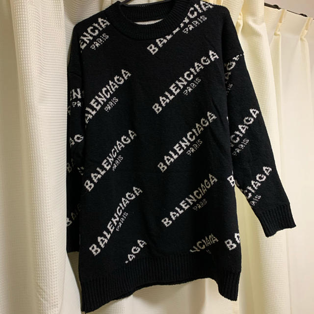 balenciagaニット レディースのトップス(ニット/セーター)の商品写真