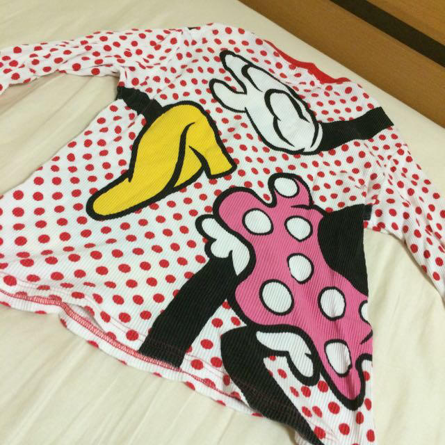 Disney(ディズニー)のDisney ミニーTシャツ キッズ/ベビー/マタニティのキッズ服女の子用(90cm~)(Tシャツ/カットソー)の商品写真