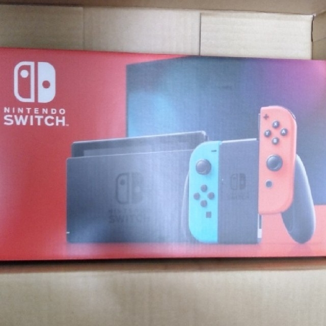 新品未開封。新型ニンテンドースイッチ　ネオン