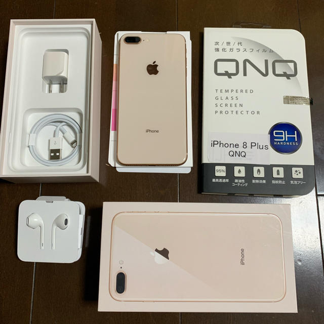 iPhone 8 Plus Gold 64 GB SIMフリー