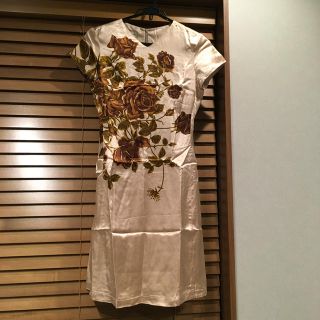 ドリスヴァンノッテン(DRIES VAN NOTEN)のリメイク 素材 ワンピ 花柄 ピンク サテン DRIES VAN NOTEN(ひざ丈ワンピース)