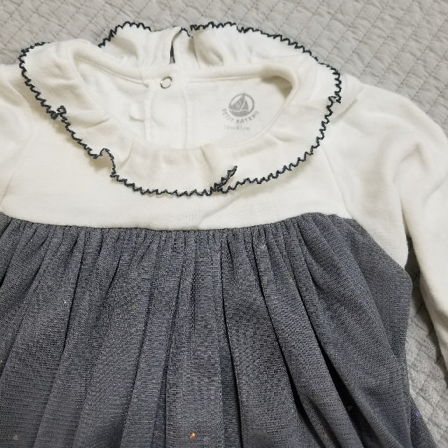 PETIT BATEAU(プチバトー)のうに様専用⭐プチバトー⭐ワンピース キッズ/ベビー/マタニティのベビー服(~85cm)(ワンピース)の商品写真