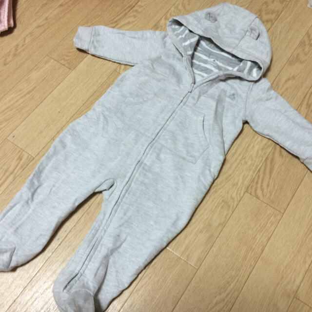 babyGAP(ベビーギャップ)のベビーギャップ カバーオール70-80 キッズ/ベビー/マタニティのベビー服(~85cm)(ロンパース)の商品写真