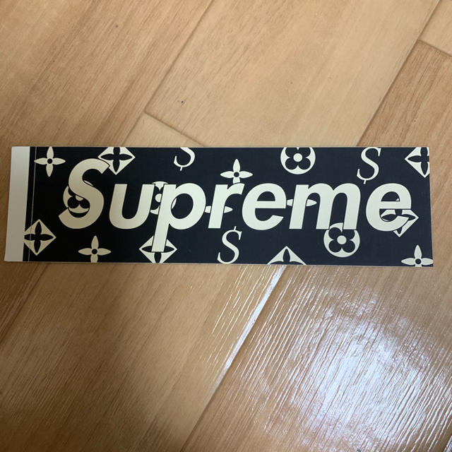 supreme ステッカー