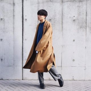 コモリ(COMOLI)のuru 17aw チェスターコート(チェスターコート)