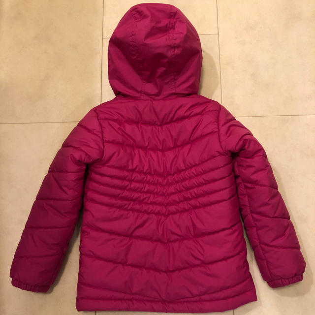 patagonia(パタゴニア)のパタゴニア　ベビー　アウター　4T キッズ/ベビー/マタニティのキッズ服女の子用(90cm~)(ジャケット/上着)の商品写真