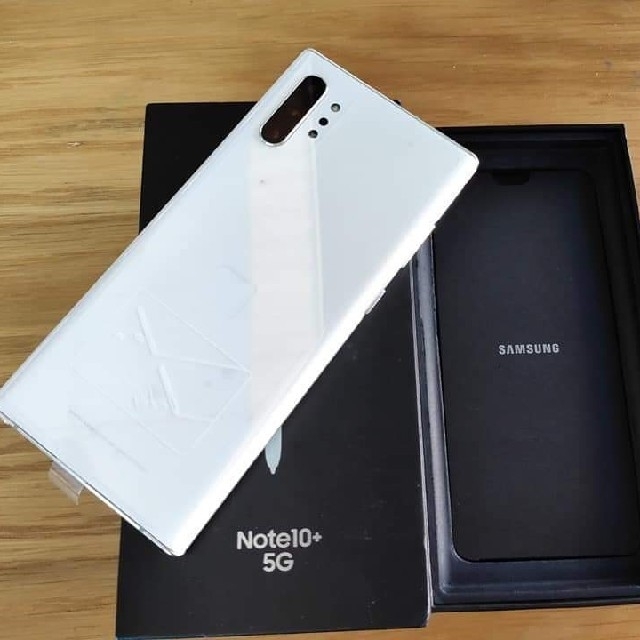 SAMSUNG(サムスン)のSamsung Galaxy Note 10+ 5G 256GB 新品 ホワイト スマホ/家電/カメラのスマートフォン/携帯電話(スマートフォン本体)の商品写真