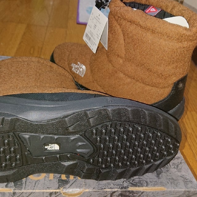 THE NORTH FACE(ザノースフェイス)のNuptse  Bootie  Wool tt  Short メンズの靴/シューズ(ブーツ)の商品写真