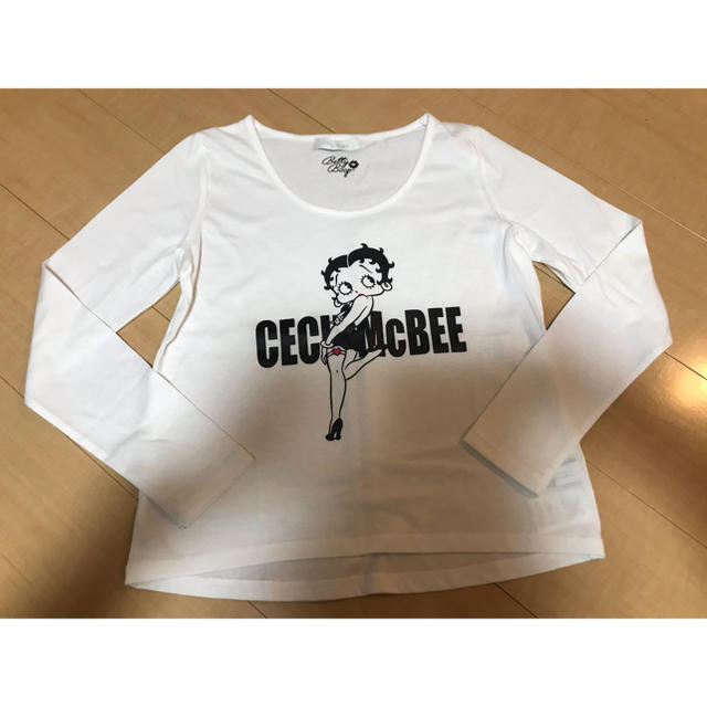 CECIL McBEE(セシルマクビー)の三日月の夜 様　専用 レディースのトップス(Tシャツ(長袖/七分))の商品写真