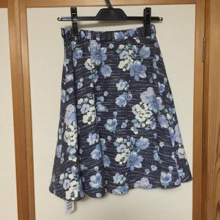 ウィルセレクション(WILLSELECTION)の花柄ツイードフレアスカート(ひざ丈スカート)